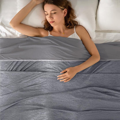 CoolNest – Leichte Kühlende Decke mit Weichem Wendedesign