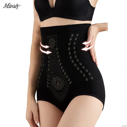 Bauchkontrolle – Shapewear für schlankere Taille und Kurven
