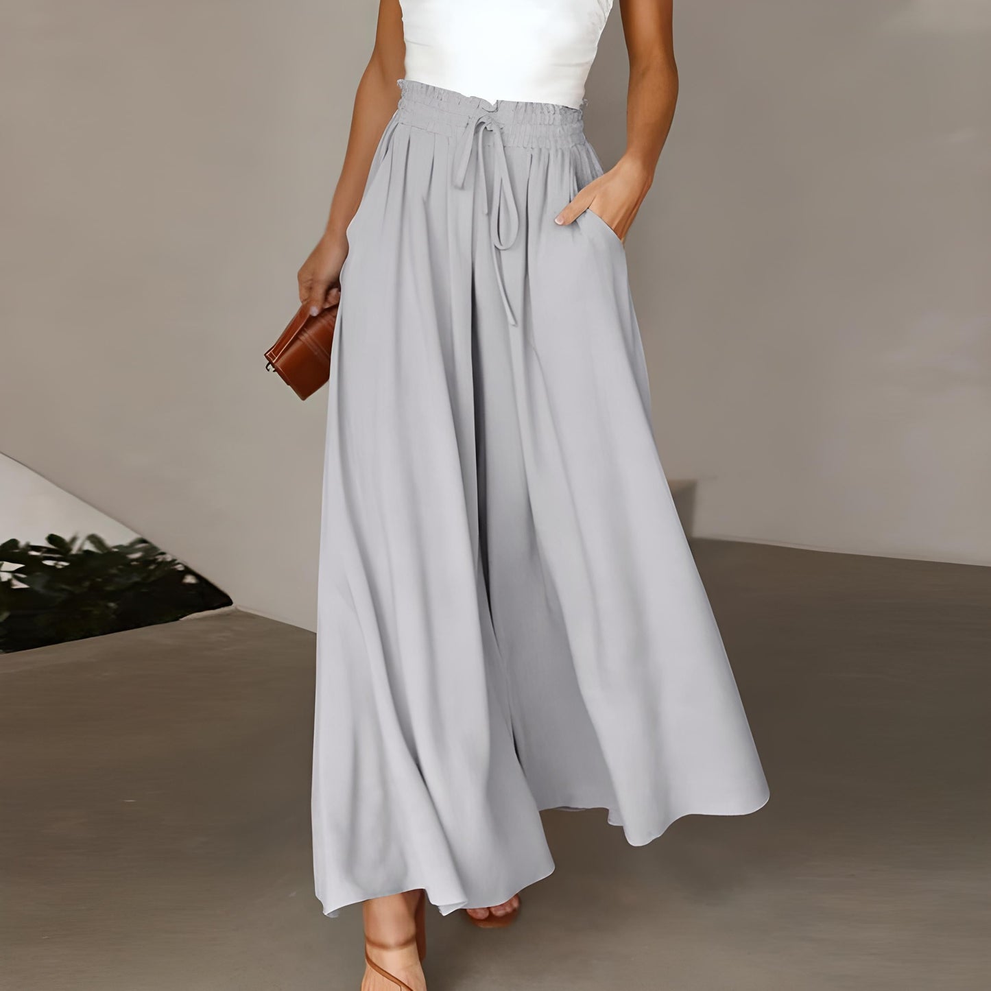 ElegantEase – Weiche Freizeithose für Damen mit schickem Comfort Fit